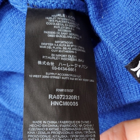 Hurley Royal Blue and White Knit Set Beanie And Scarf Nwt - Picture 5 of 10